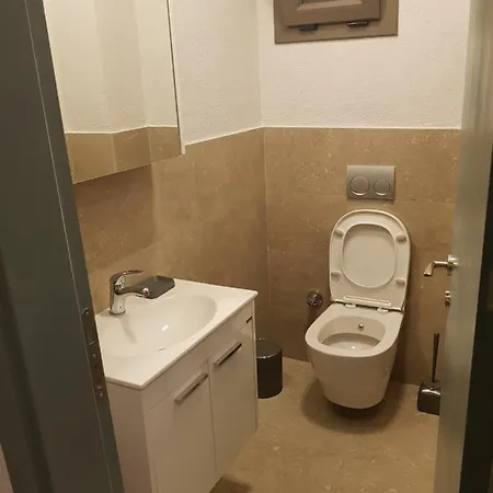 Guendogan Deniz Manzarali Villa *