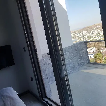 Guendogan Deniz Manzarali Villa *